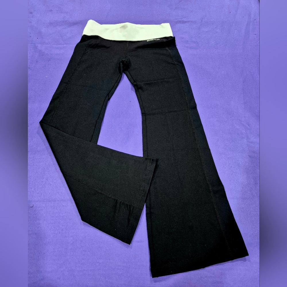 Bebe Sport 2-PC Crystals Logo Black/White Full Zip Jacket & Pants - XS/S. - Picture 6 of 11